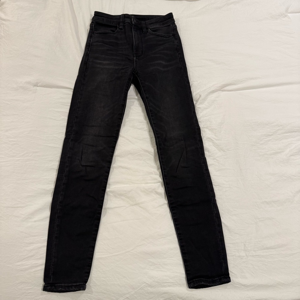 Black skinny jeans